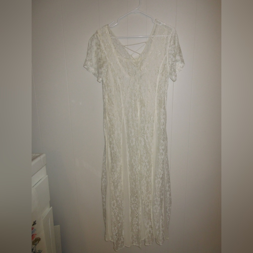 Olivia Lace A-Line Maxi W/ Built In Full Slip